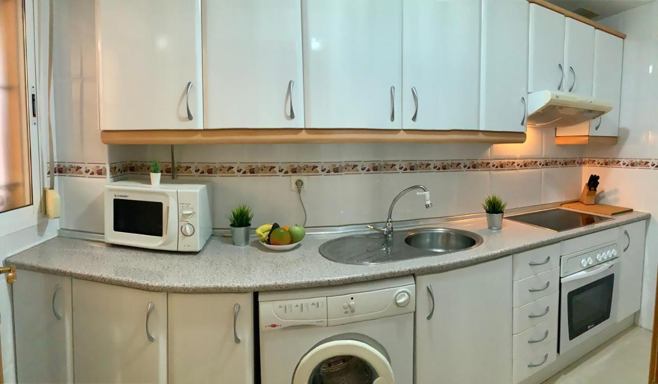 Apartamento De 2 Dormitorios, Gran Terraza, Vistas Al Mar Cerca Playa Carvajal ベナルマデナ エクステリア 写真